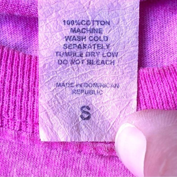 Popular Sports Middle Finger Flipping the Bird Tie Heart Dye T-shirt Size S - Picture 6 of 7